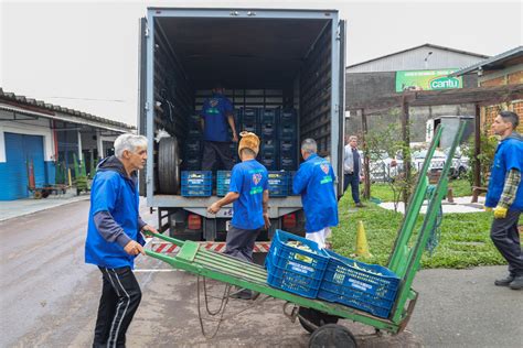 Arrecada O De Alimentos Na Ceasa Curitiba Supera Expectativa E Chega A