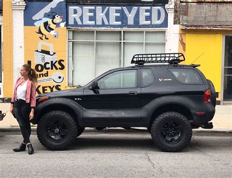 One Of Coolest Lifted Isuzu Vehicross Off Road Builds 33 Inch Tires