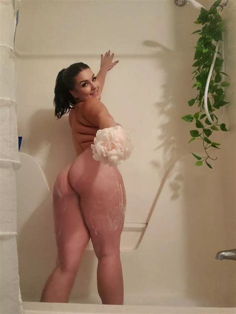 STOP SCROLLING RIGHT NOW Nudes Mombod NUDE PICS ORG