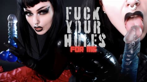 Empress Poison FUCK YOUR HOLES FOR ME ManyVids