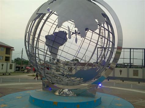 Road in Uyo, Capital City of Akwa Ibom