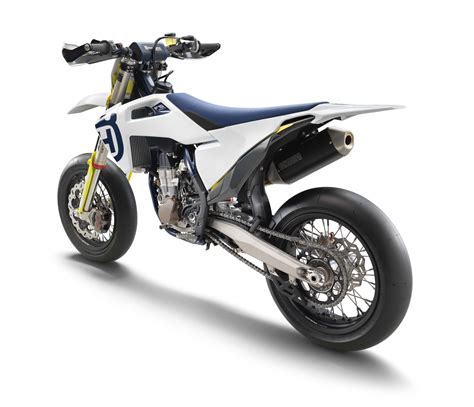 Husqvarna Fs Supermoto Sexy In Its Purity Bikesrepublic