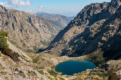 Lac De Melo En Haute Corse Sur Le Gr E Tape Entre Manganu Et Petra