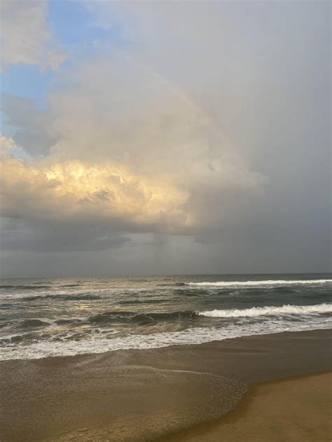 Thiruvanmiyur beach this morning : r/Chennai