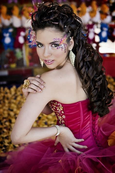 Sweet 11 Hairstyle Suggestions For The Quinceañera Celebration ...