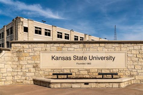 Entrance To the Campus of Kansas State University Editorial Photography ...