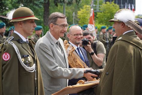 Lat Brygady Strzelc W Podhala Skich Podkarpacki Urz D