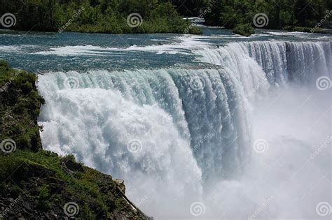 Niagara Falls Raging Waterfall Stock Image Image Of Canada