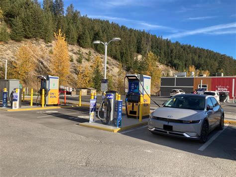 On The Run Convenience Store Golden Bc Ev Station