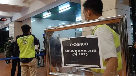 Tim SAR Temukan Diduga Tangga Darurat Pesawat Sriwijaya Air SJ 182