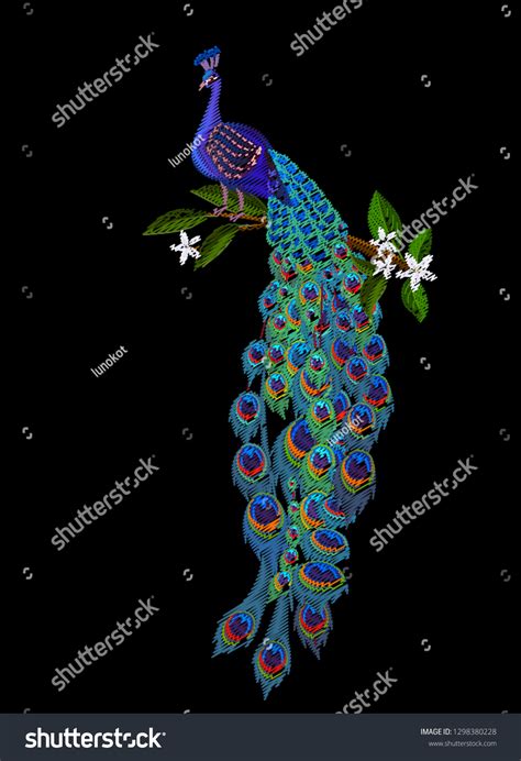 7,285 Embroidery peacock Images, Stock Photos & Vectors | Shutterstock