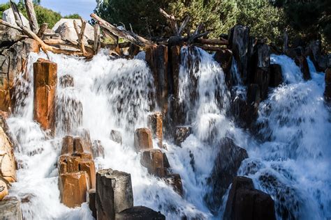 Grizzly River Run Waterfall Frog Jump Falls Disney Cal Flickr