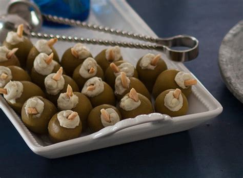 Blue Cheese-Stuffed Martini Olives | Publix Recipes