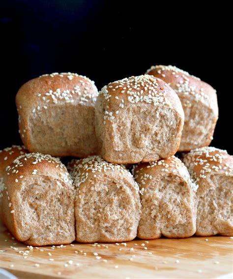 Soft Whole Wheat Dinner Rolls With Tanzhong Starter Vegan Richa