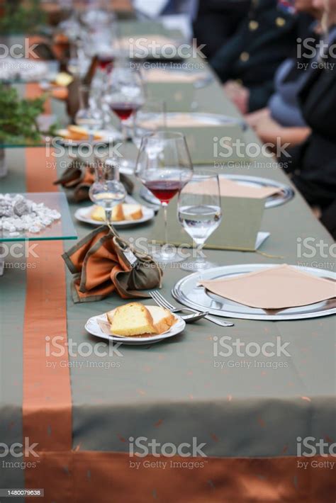 Banquet Table Setting Stock Photo - Download Image Now - Banquet, Business, Candle - iStock