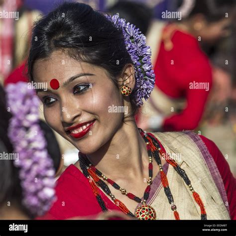 Sivasagar Assam India 16th Jan 2015 An Indian Girl In Traditional