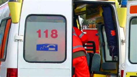 Scontro Auto Moto In Via Torelli Un Ferito Gazzetta Di Parma