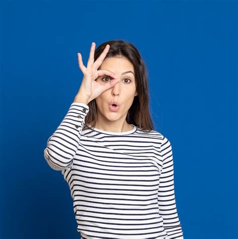 Premium Photo Brunette Young Woman Wearing A Striped T Shirt