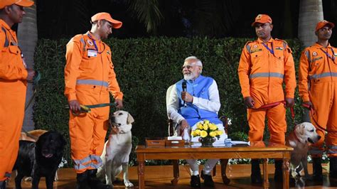 PM Modi Interacts With NDRF Personnel Says Operation Dost In Turkey