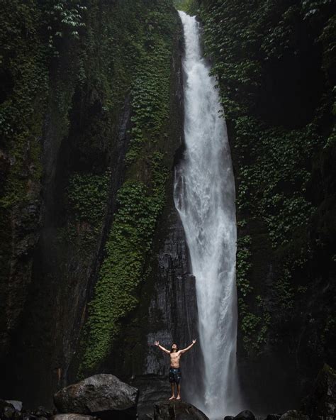 Potret Air Terjun Sekumpul Bali