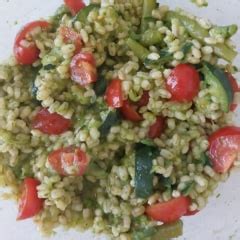 Ricetta Insalata Di Orzo Con Pesto Di Rucola Fagiolini E Zucchine La