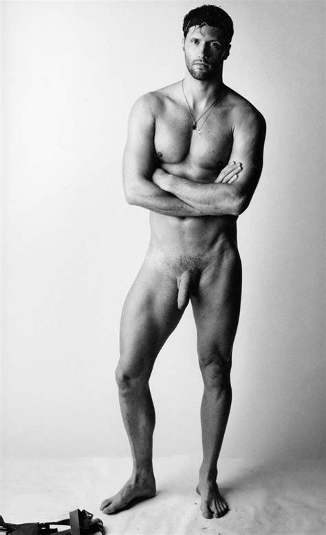 OMG He S Naked Italian Model Elia Cometti Goes Full Frontal OMG BLOG