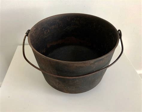 Vintage 3 Legged CAST IRON CAULDRON Pot Late 1800s Large Etsy