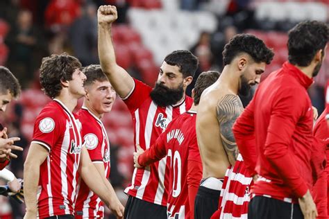 Dos Goles De Villalibre Llevan Al Athletic A Cuartos Andaluc A