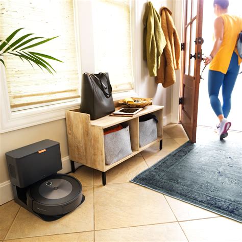 Irobot Roomba J Wi Fi Connected Robot Vacuum With Automatic