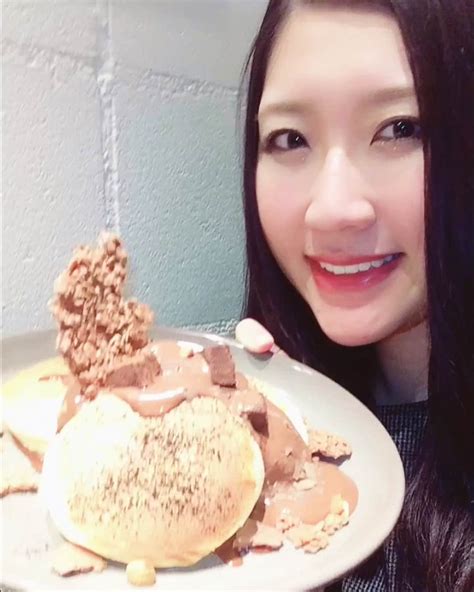 松丘雪那さんのインスタグラム写真 松丘雪那instagram「 大好きなパンケーキ屋さん ️出没率高め笑 またはやくいきたい