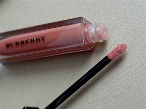Makeup Beauty And More Burberry Beauty Kisses Lip Gloss In Cameo Nude No