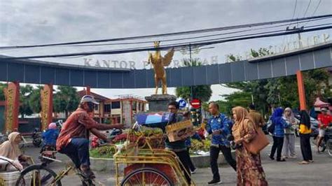 Pemkab Sumenep Bagi Bagi Takjil Sebulan Penuh Di Bulan Ramadhan