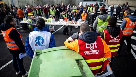 Réforme des retraites les syndicats de la SNCF appellent à poursuivre