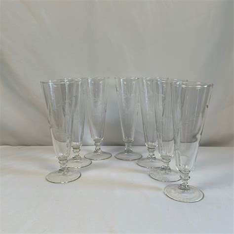 Source Unknown Dining Vintage Tall Pilsner Glasses With An Etched Leaf Blade Design Set Of 7