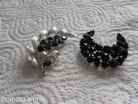 2 Vintage Lisner Open Back Brooch Pins Blue Rhinestone Leaf Black