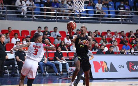 PBA Christian Standhardinger Paces BPC Race Rondae Hollis Jefferson