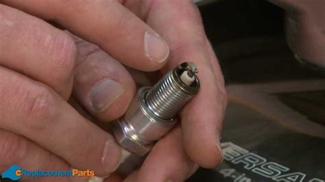 How To Use The Spark Plug To Diagnose Fuel Mixture Problems On A Small Engine Youtube