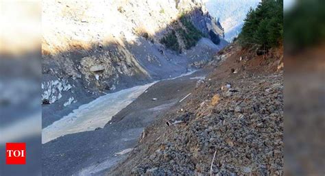 LyrArc Gist of Chamoli Glacier Burst: Why did glacier break in cold winter month of Feb? | India ...