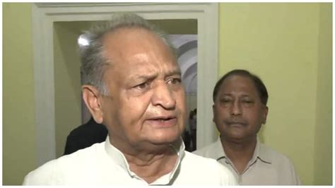 Rajasthan CM Ashok Gehlot Tests Covid-19 Positive | India News | Zee News