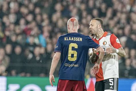 Video Davy Klaassen Bekogeld Feyenoord Ajax Gestaakt