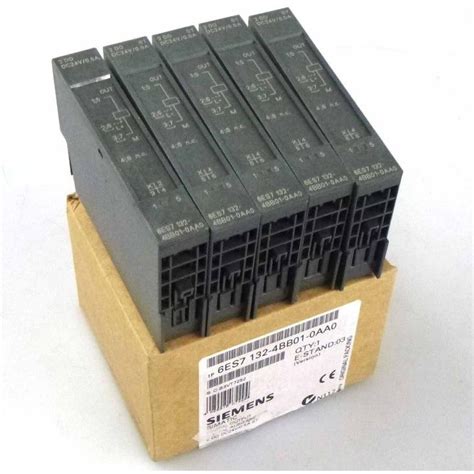 SIEMENS 6ES7 132 4BB01 0AA0 OUTPUT MODULE 6ES7132 4BB01 0AA0