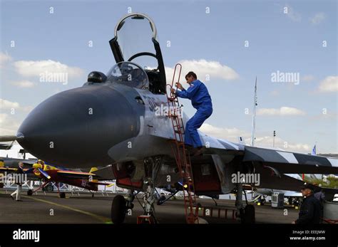 Russian Fighter Aircraft Sukhoi Su 27 SMK Flanker Stock Photo Alamy