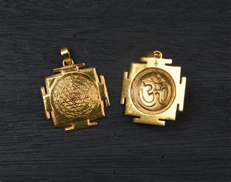 Sri Yantra Gold Plated Pendant – Totapari