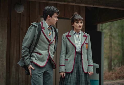 Sex Education S Emma Mackey Has Said Goodbye To Maeve