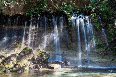 Sete Cachoeiras - Fundo Sete Cachoeiras Em Juayua Salvador Juayua América Central Foto E ...