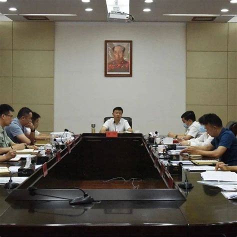 唐何主持召开全县党务工作绩效考核调度会 建设