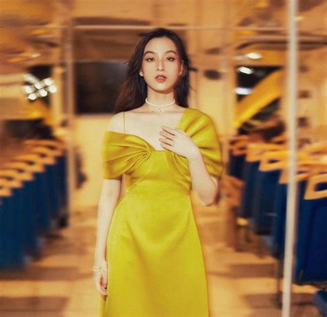 Dàn hot girl tuổi Rồng nổi tiếng trên mạng nhờ xinh đẹp tài năng Báo Dân trí