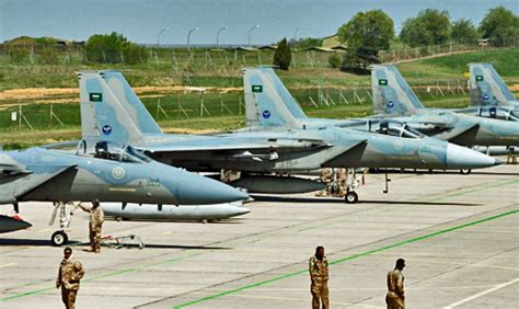 La Real Fuerza Aérea Saudita desplegó sus F 15SA en el ejercicio Red