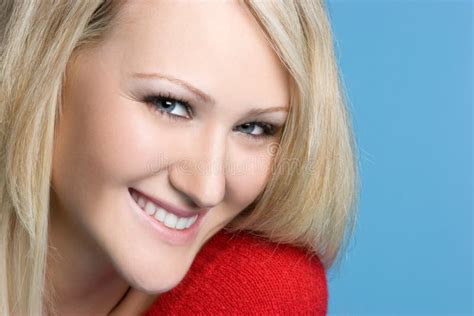 Femme Blonde De Sourire Image Stock Image Du Joyeux