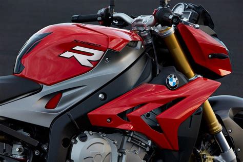 Nueva BMW S R la naked alemana más deportiva